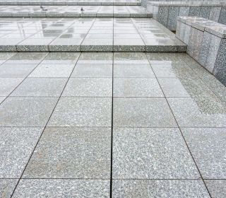 花岗岩翻新多少钱一平方？2026年上海花岗岩地面翻新价格与施工全解